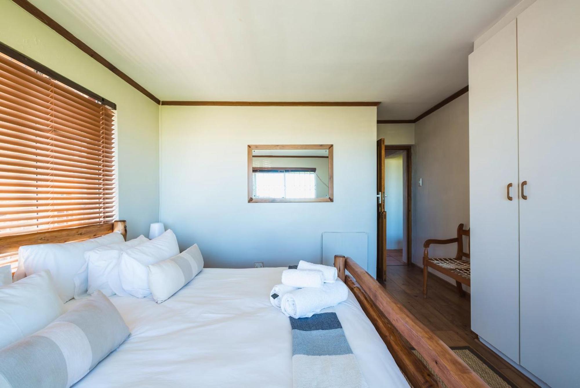 14 Penguin Place, Melkbosstrand Room photo