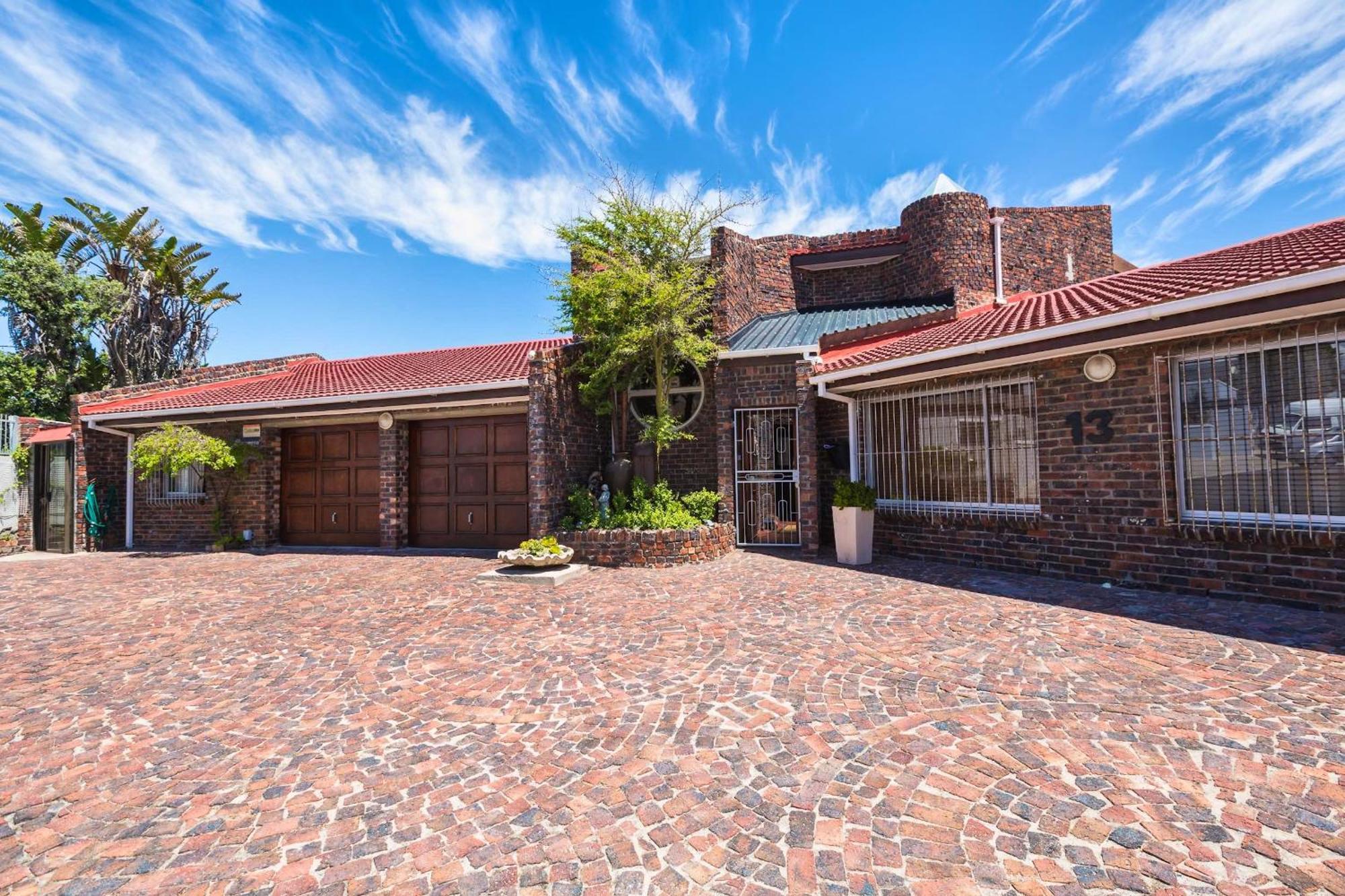 14 Penguin Place, Melkbosstrand Room photo