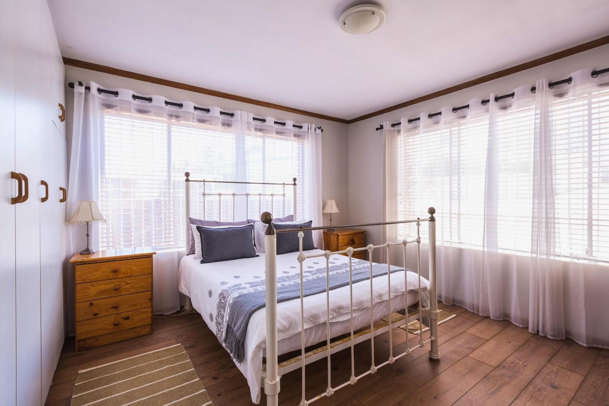 14 Penguin Place, Melkbosstrand Room photo
